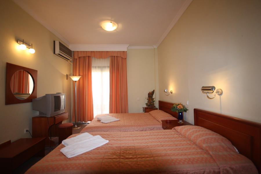 Cavo D' Oro Otel Nea Moudania Oda fotoğraf